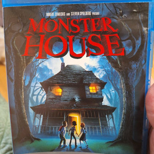 몬스터하우스정발 블루레이 한국어더빙 한글자막 싸게 팜
