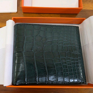 에르메스 MC2 반지갑 매트엘리게이터 그린 신품급