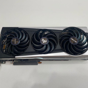 RX 6700 XT 사파이어 니트로+