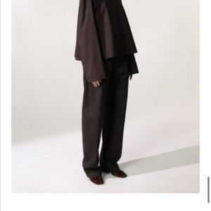 르메르 맥시 블라우스 블랙 구해요