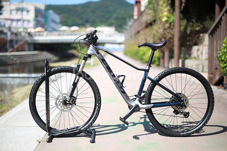21년 첼로 27.5 XC PRO 40 카본 16인치--3
