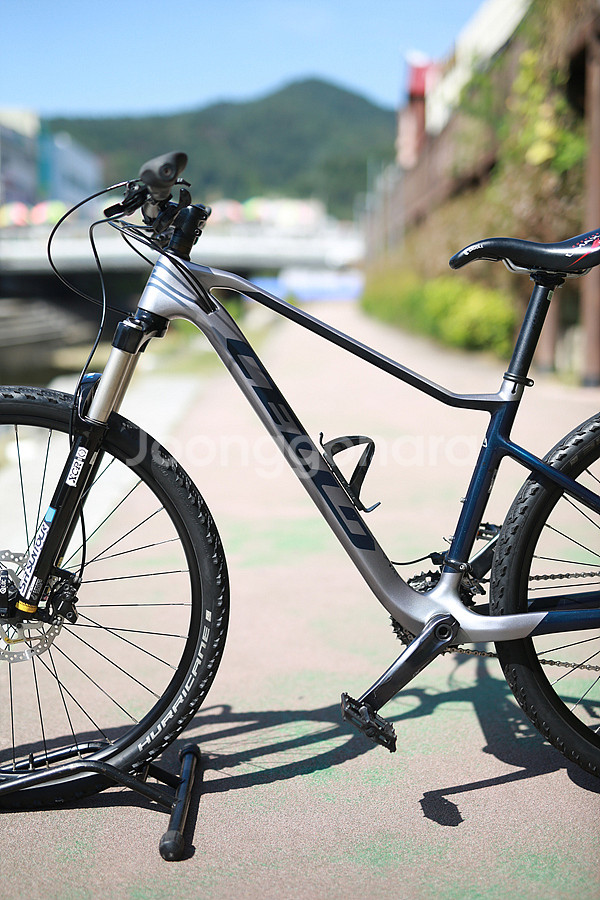 21년 첼로 27.5 XC PRO 40 카본 16인치--5