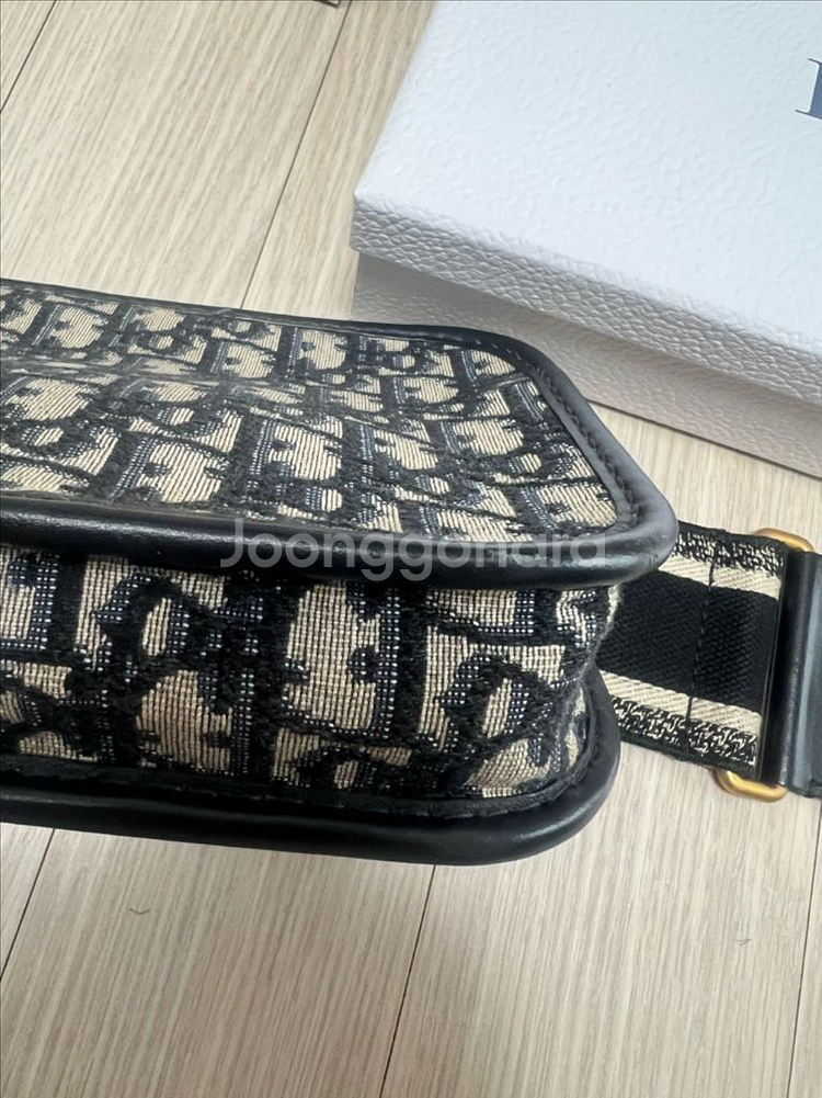 디올 퀘이크 오블리크 클러치+스트랩--4