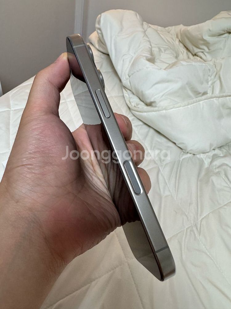 S급 아이폰16프로 256G 내추럴 자급제 풀박스--2