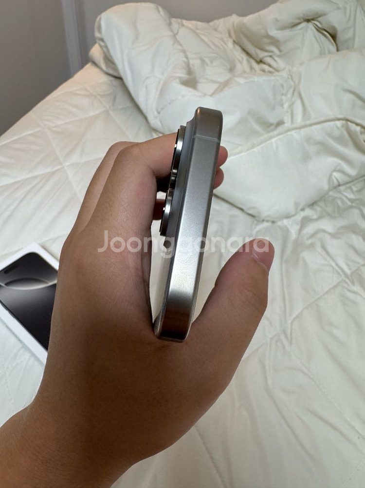 S급 아이폰16프로 256G 내추럴 자급제 풀박스--3