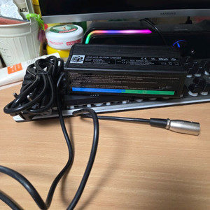 HIGHPOWER 배터리 충전기 24v6a