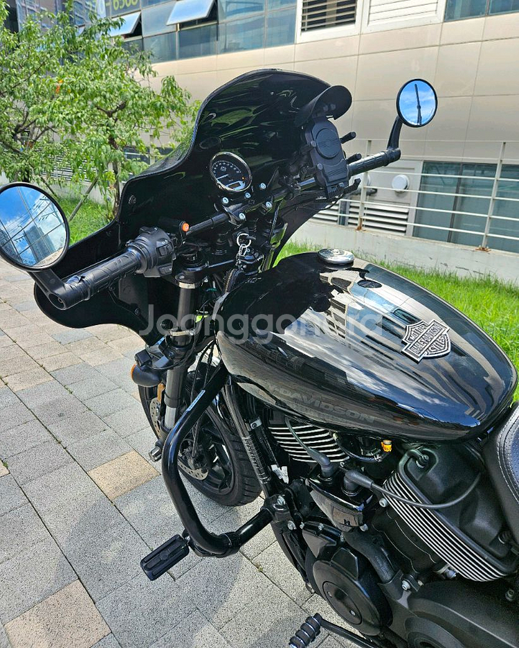 할리 스트리트로드 750 풀튜닝 판매합니다--3