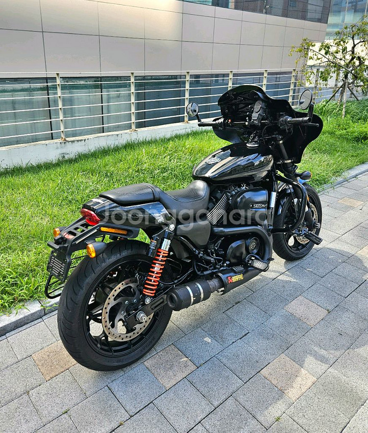 할리 스트리트로드 750 풀튜닝 판매합니다--7