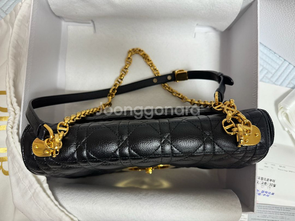 Dior 디올 카로백 미디움_ 박스 보증서 더스트백 쇼--1