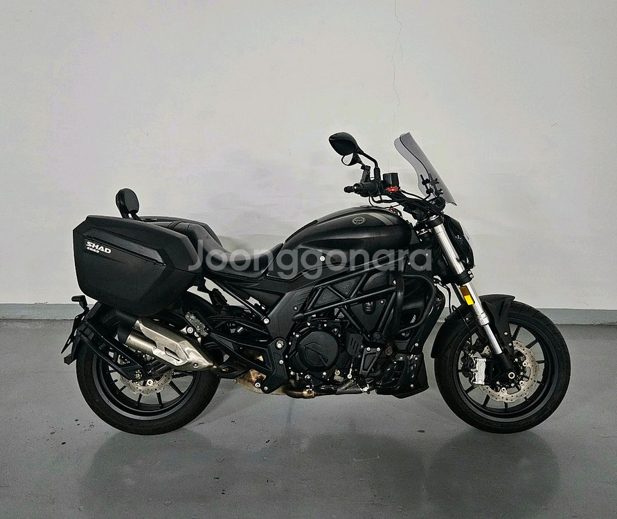 1인신조 베넬리 502C 상태 A급 판매합니다--1