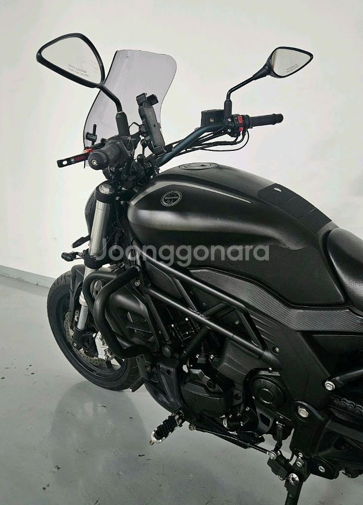 1인신조 베넬리 502C 상태 A급 판매합니다--6