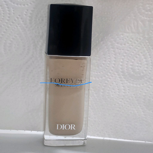 디올 포에버 스킨글로우 24h웨어 래디언트 파운데이션