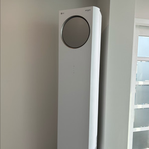 LG 휘센 타워 스페셜 FQ18SBNWG2