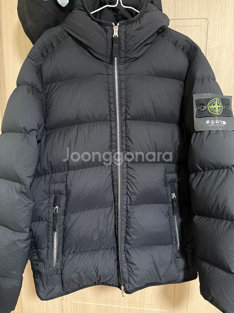 23FW 스톤아일랜드 심리스 터널 패딩 L--1