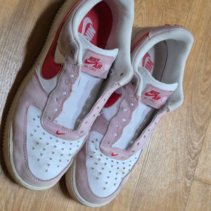 나이키 에어포스 발렌타인 275