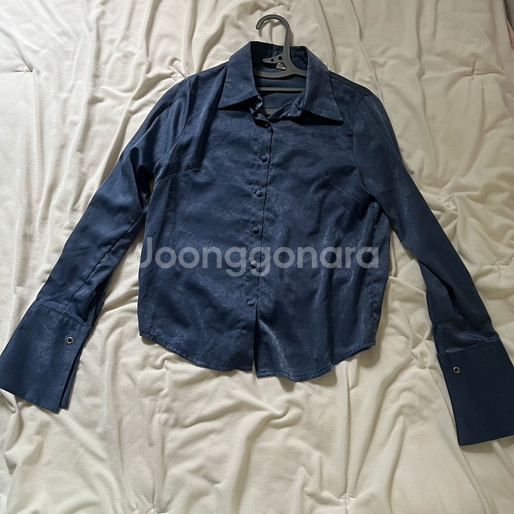 자라 반팔티, 샤넬 에코백, 가을 보세 블라우스--4