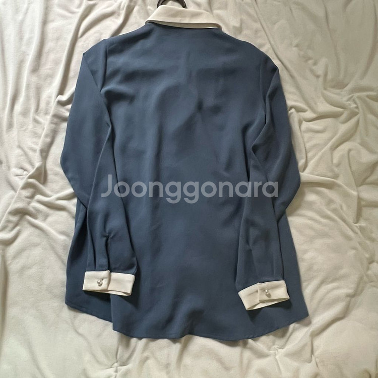 자라 반팔티, 샤넬 에코백, 가을 보세 블라우스--7