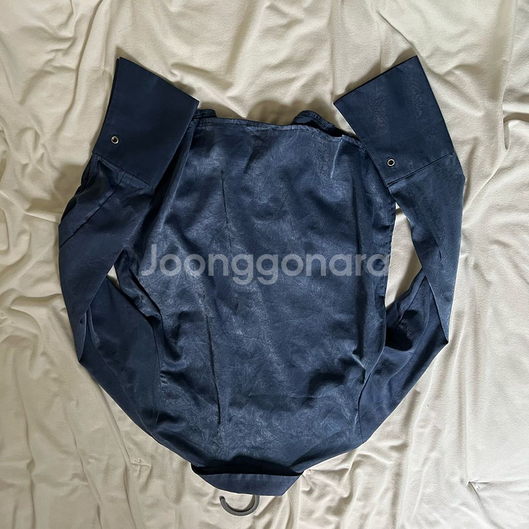 자라 반팔티, 샤넬 에코백, 가을 보세 블라우스--5