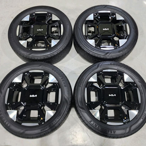 카니발 하이브리드 19인치 휠타이어