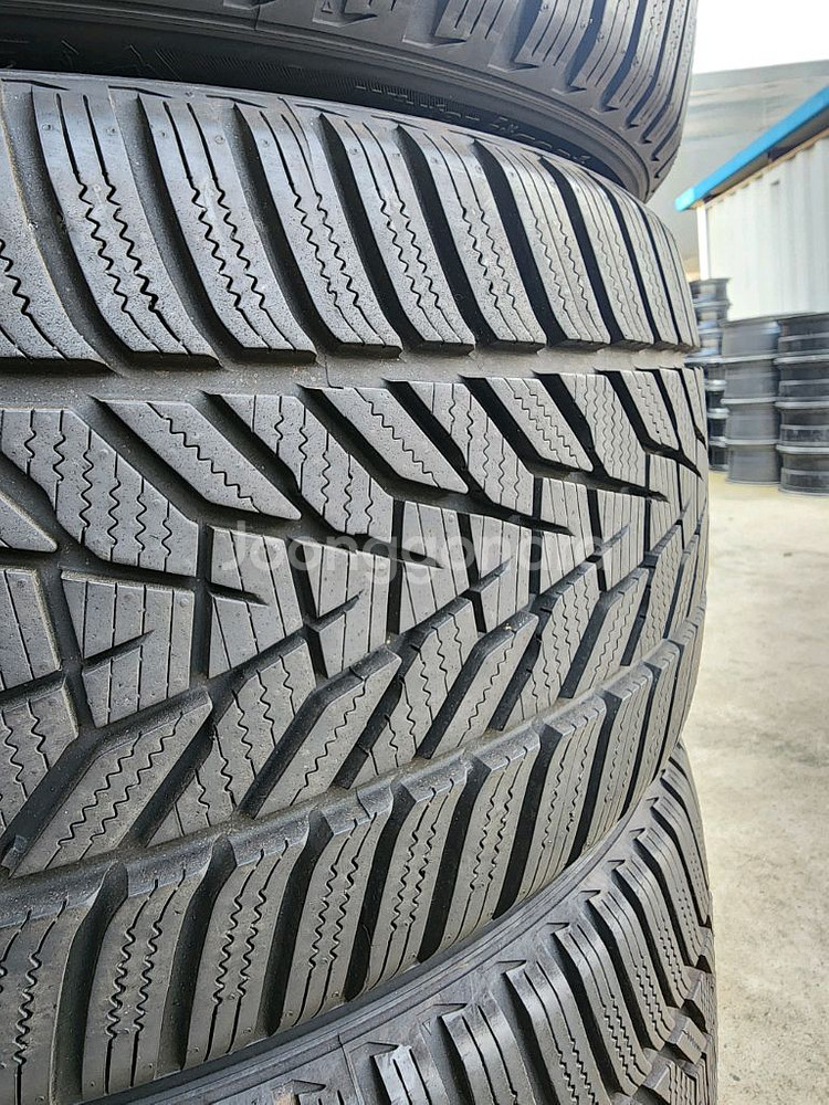 한국 윈터타이어 245 40 19 , 스노우타이어--4