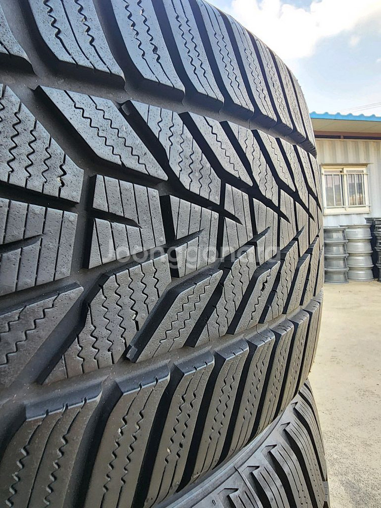 한국 윈터타이어 245 40 19 , 스노우타이어--3