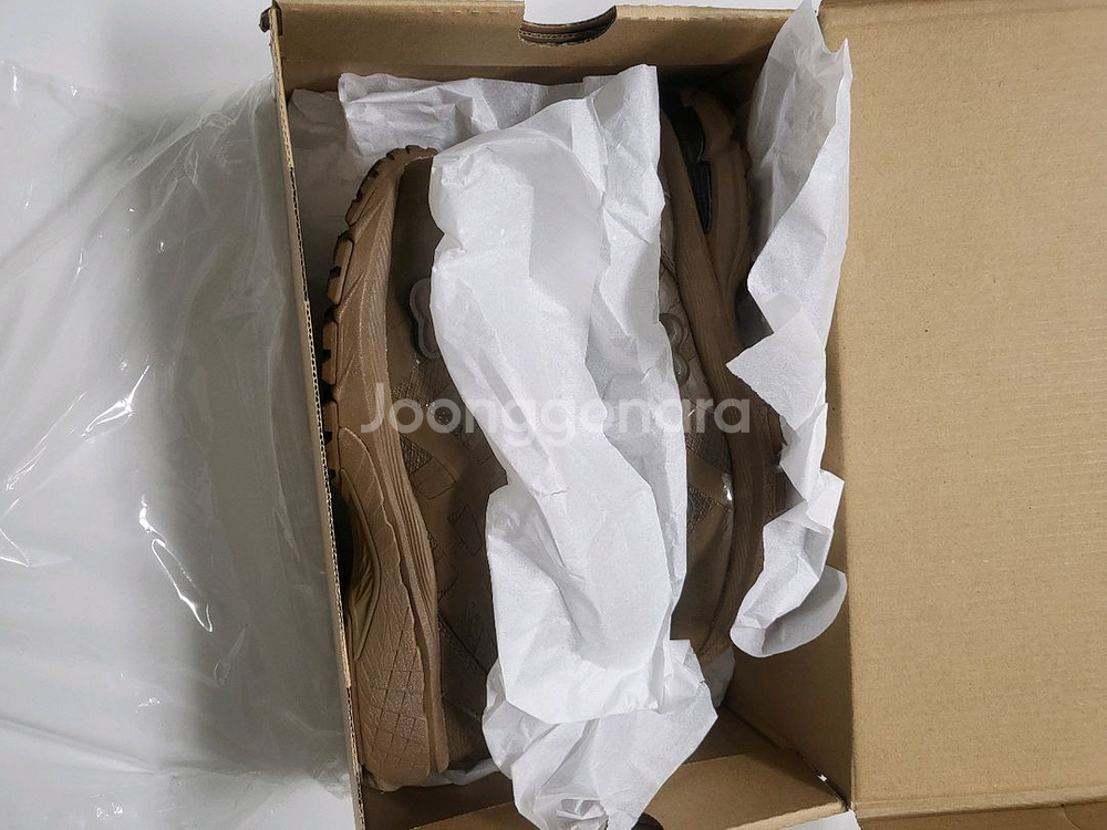 아식스 세실리아 반센--4