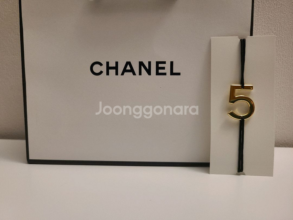 정품) 샤넬 한정판 캘린더 브레이슬릿 팔찌 (코스메틱)--0