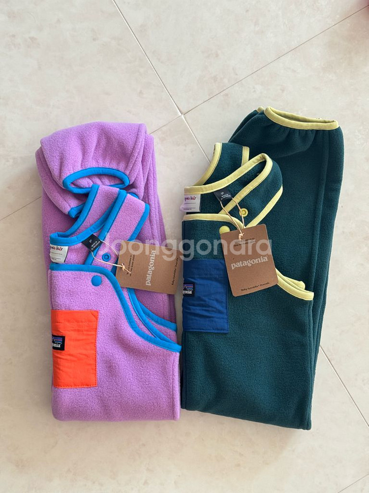 파타고니아 신칠라 오버롤 2t 그린 새상품--1