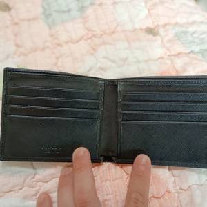 프라다 남자 반지갑 이미지