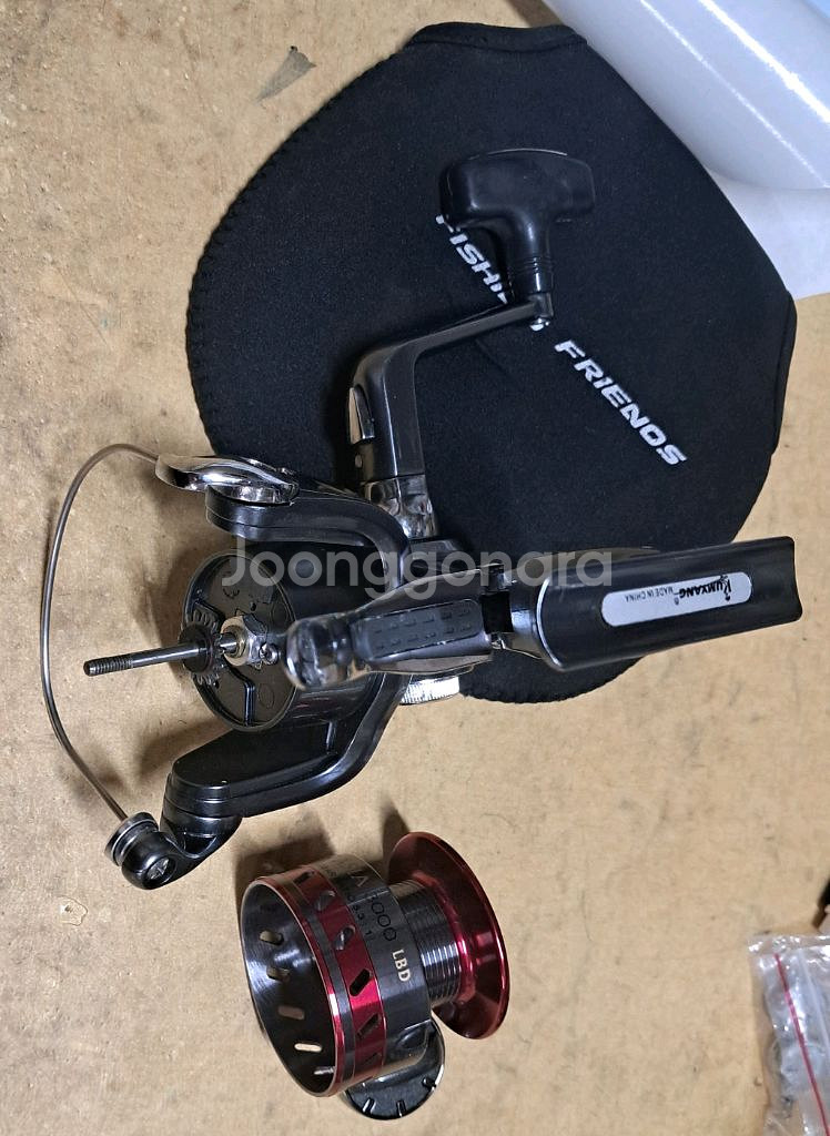 금양 그라시아 3000LBD 스피닝릴 전시미사용 7만원--1