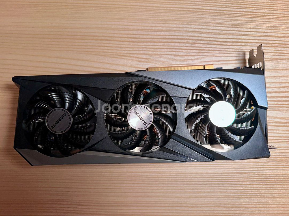기가바이트 라데온 rx6650xt 이글--3