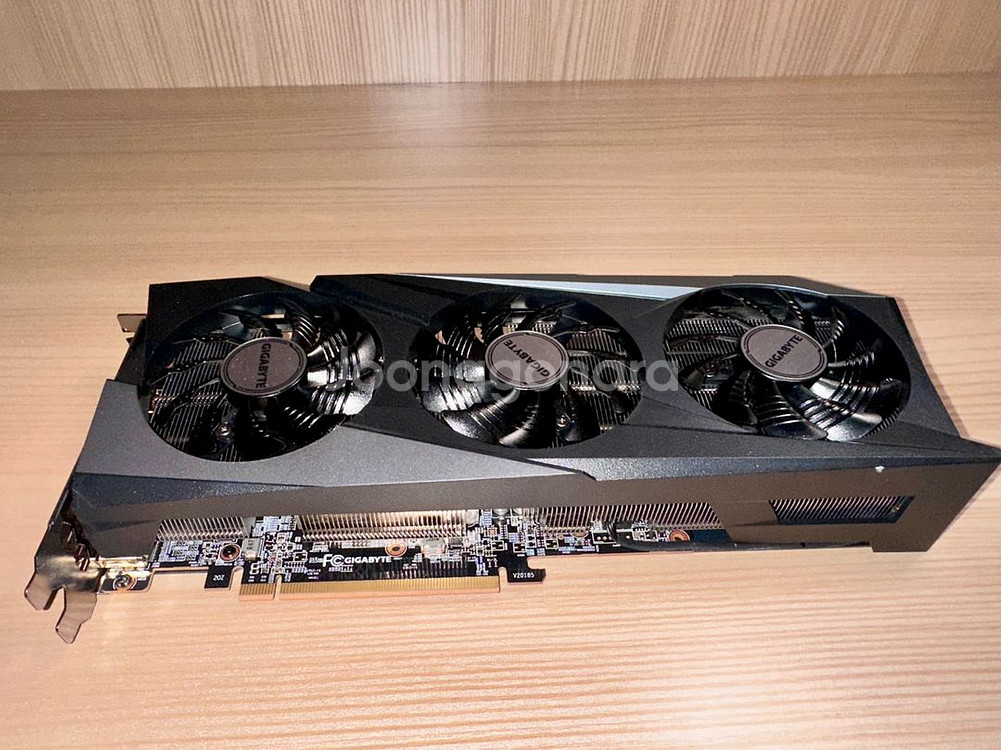 기가바이트 라데온 rx6650xt 이글--1