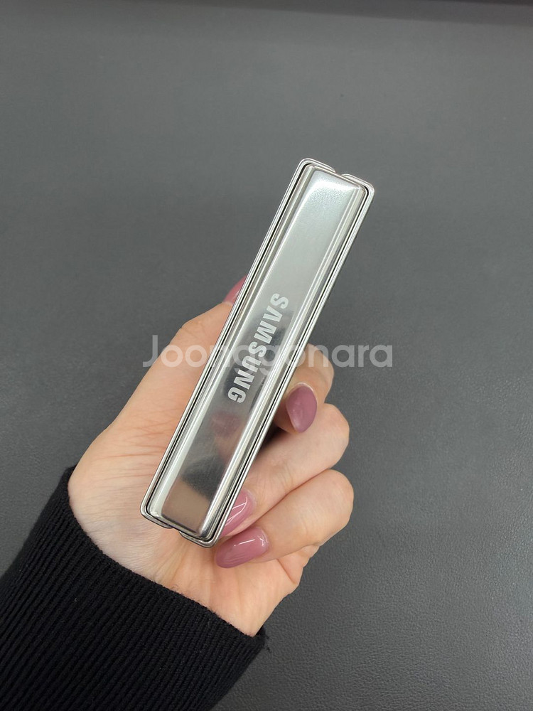 [대전중고폰] A급 377457 갤럭시 Z플립5 크림--1
