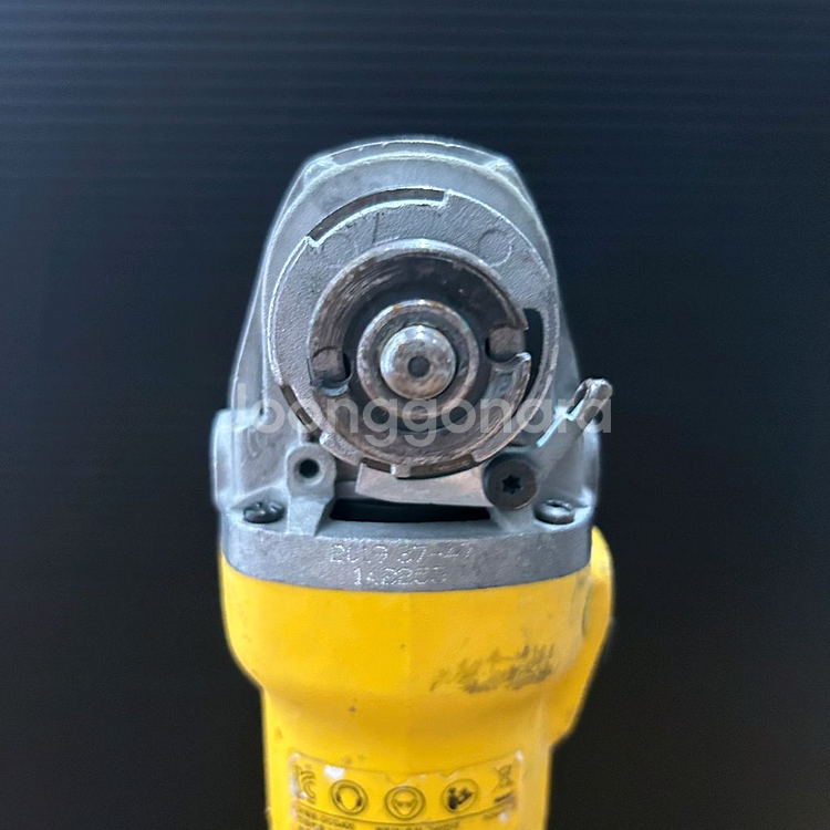 디월트 충전그라인더 DCG405 20V P1 5인치--6