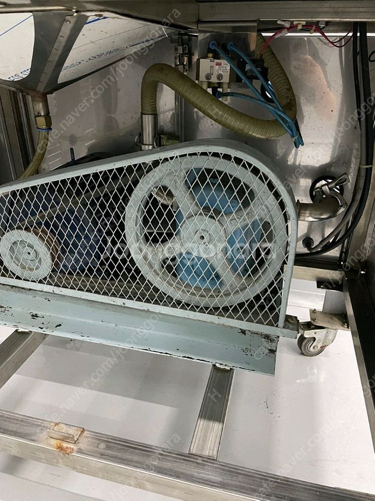 [삼진종합기계]액상충진기--5