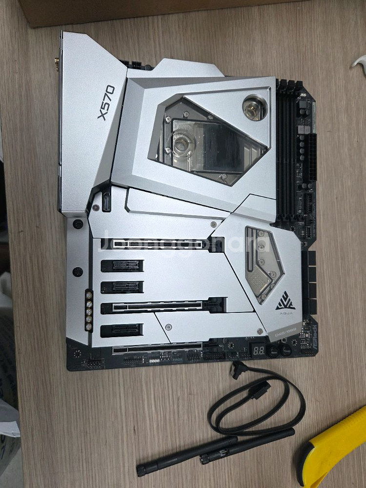 에즈락x570 999대한정판정리해요--0