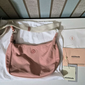 미닛뮤트 클로 웨이스트,브렛백 판매해요.가격내려요