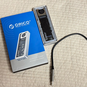 오리코 USB4 NVMe SSD 외장 케이스 + 크루셜