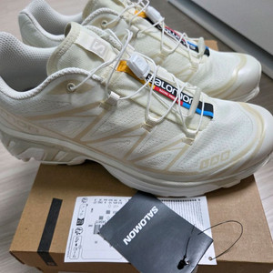 살로몬 XT-6 바닐라색상