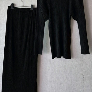 이세이미야케 플리츠플리즈탑+일제플리츠롱스커트외