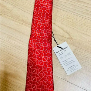 고급 새 넥타이