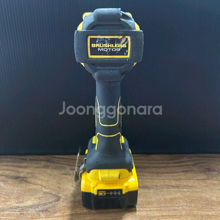 디월트 충전 임팩 렌치 DCF894배터리포함--3