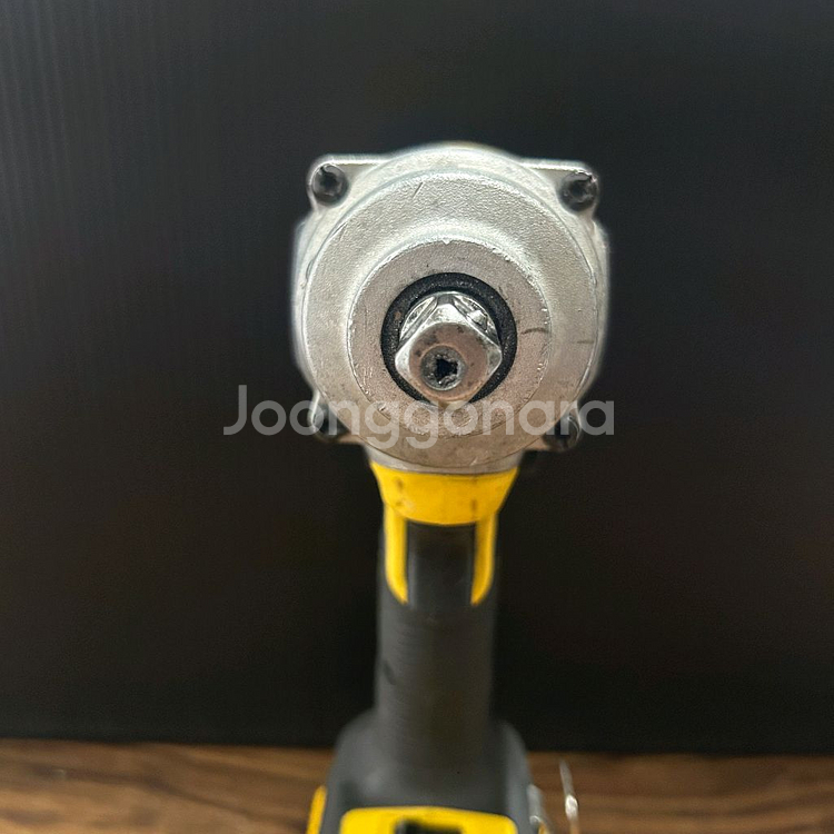 디월트 충전 임팩 렌치 DCF894배터리포함--5