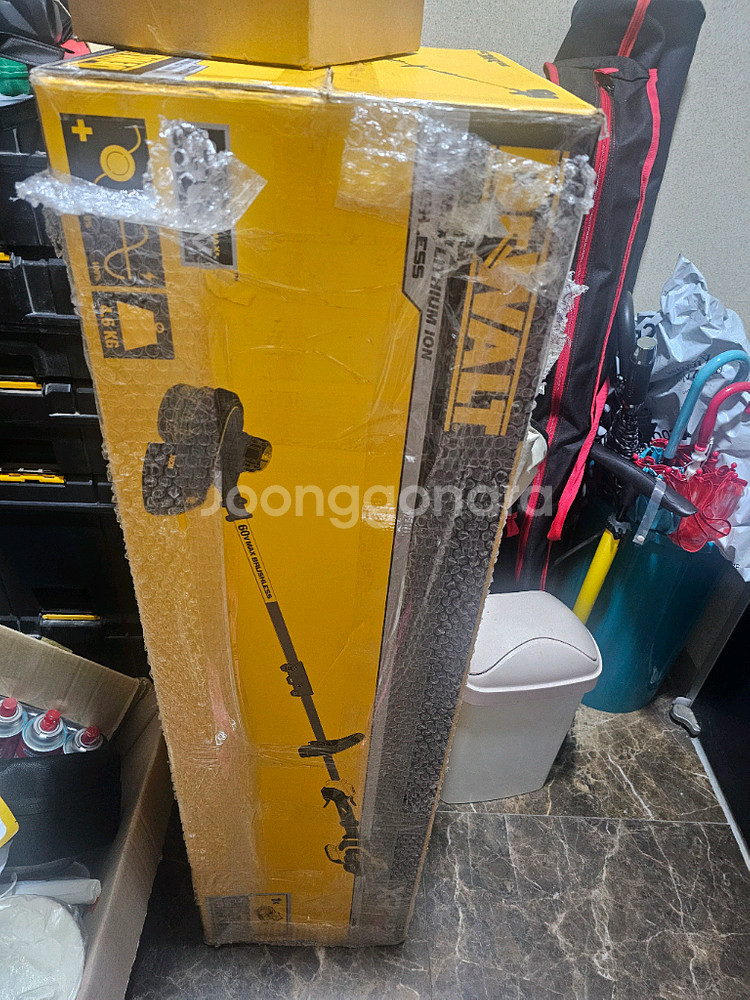 디월트 예초기 DCM5713X2 셋트--0