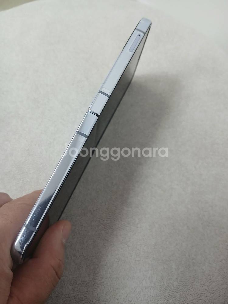 갤럭시Z플립4 256GB 팝니다!!!!--1