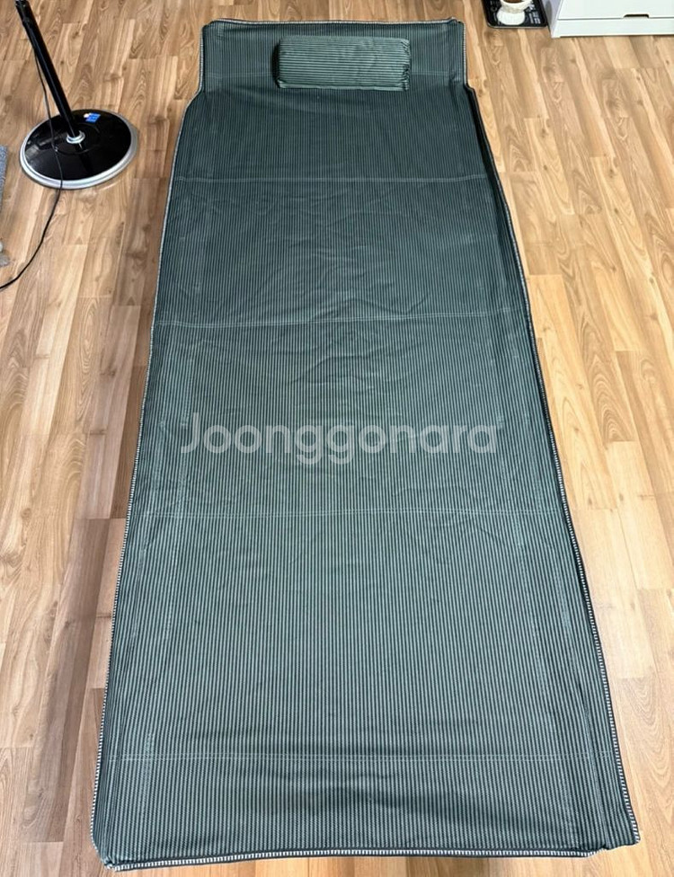 캠핑용 와이드형 접이식 야전침대 판매합니다~!--0