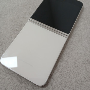 갤럭시Z플립5 512GB 팝니다!!