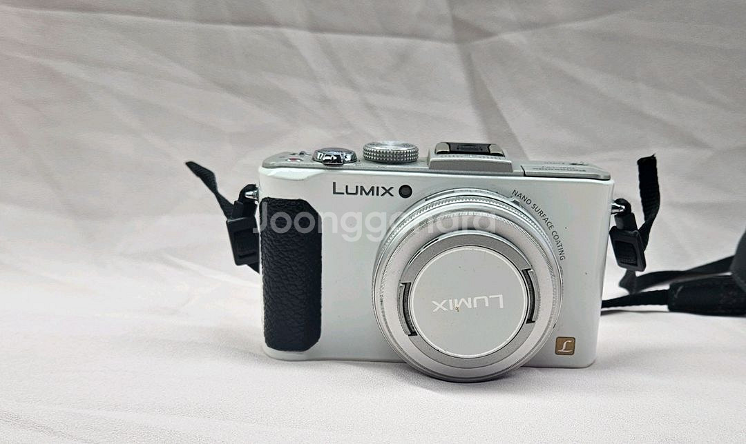 파나소닉 루믹스 DMC-LX7 화이트--0