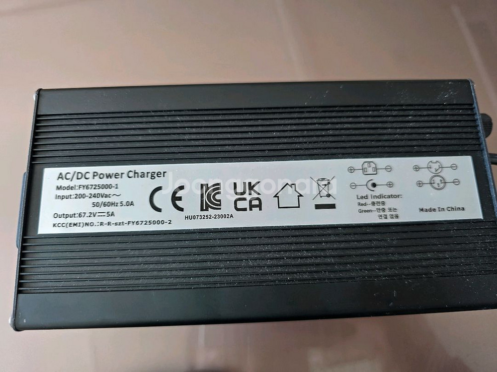 엑스라이더 고속 충전기 팝니다 60v 새겁니다--1