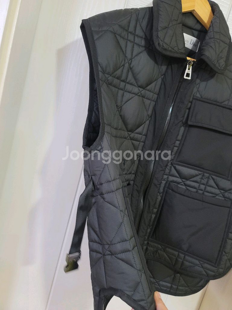 크리스챤 디올 퀼팅조끼--3